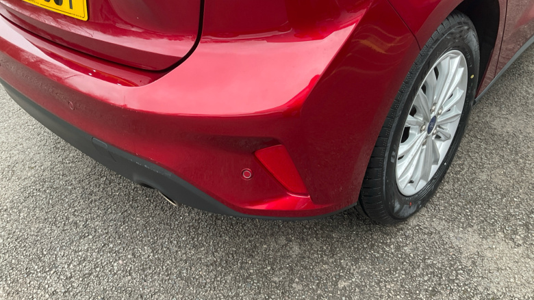 Ford Focus 1.0 EcoBoost 125 Titanium 5dr Petrol Hatchback